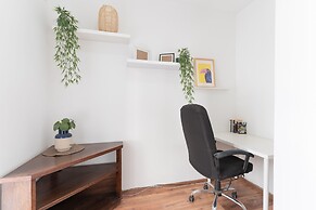 Charming 2-Bed in Swieqi