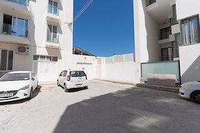 Charming 2-Bed in Swieqi