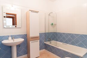 Charming 2-Bed in Swieqi