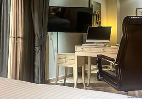 PARTICULAR DESTINY SUITES