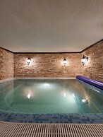 The Castle - Your unique way of retreat