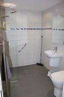 Large Sound Healing Retreat Cottage in West Wales