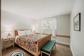 90sw - Fireplace - Dishwasher - W/D - Pets OK