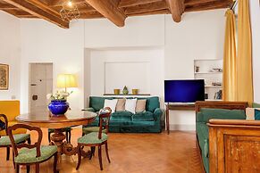 Cartari Deluxe Apartment