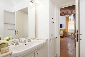 Cartari Deluxe Apartment