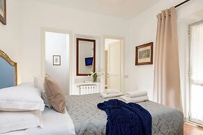 Cartari Deluxe Apartment