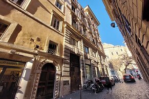 Cartari Deluxe Apartment