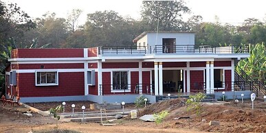 Dandeli Hill View Jungle Stay