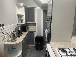 Cozy Manchester House With 3 Bedrooms