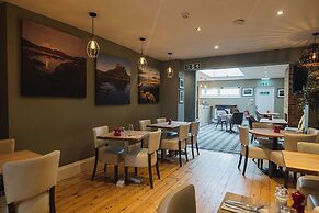The Sunningdale Bamburgh