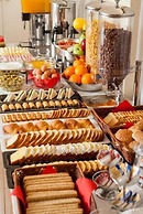 CORFU GOLD LUXURY SUITES