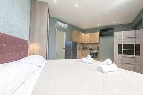 CORFU GOLD LUXURY SUITES