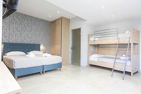 CORFU GOLD LUXURY SUITES