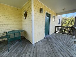 Island Dreaming Retreat 3 Bedroom Cottage