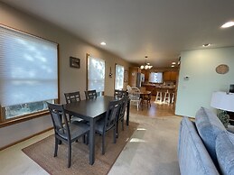 Island Dreaming Retreat 3 Bedroom Cottage