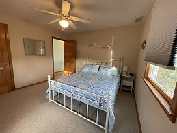 Island Dreaming Retreat 3 Bedroom Cottage