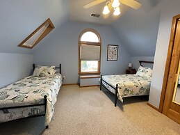 Island Dreaming Retreat 3 Bedroom Cottage