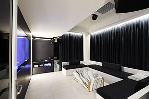 Seoul Inn Hotel by the Designers
