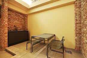 Seoul Inn Hotel by the Designers