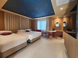 Seoul Inn Hotel by the Designers