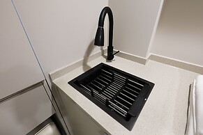 Seoul Inn Hotel by the Designers