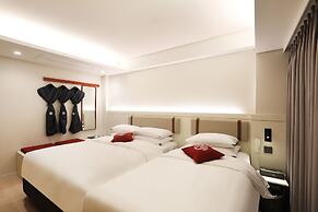 Seoul Inn Hotel by the Designers