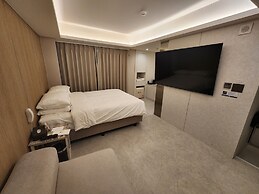 Seoul Inn Hotel by the Designers