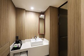 Seoul Inn Hotel by the Designers