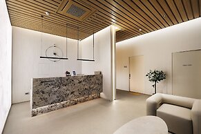 Seoul Inn Hotel by the Designers