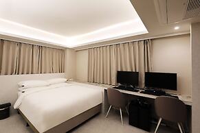 Seoul Inn Hotel by the Designers
