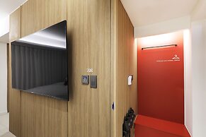 Seoul Inn Hotel by the Designers