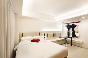 Seoul Inn Hotel by the Designers