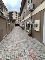 Signature apartments