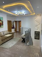 Signature apartments