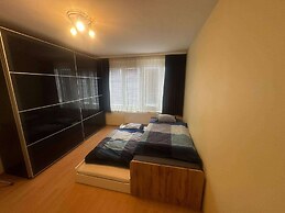 Cozy Vienna Apartment - Central Location