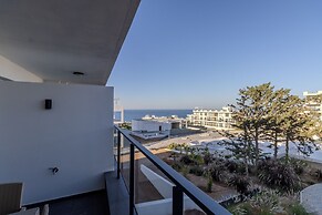 Caesar Cliff Resort