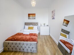 Apartment-sleeps6-parking-internet