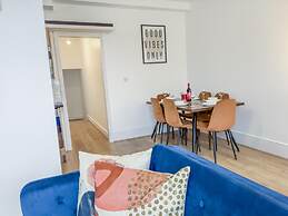 Apartment-sleeps6-parking-internet