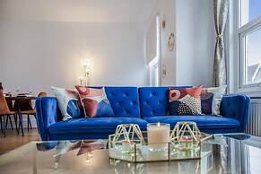 Apartment-sleeps6-parking-internet