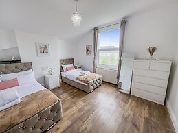 Apartment-sleeps6-parking-internet