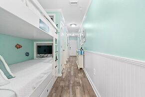 Grand Caribbean West 215