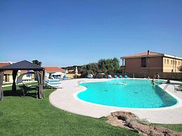 Villa-sleeps4-parking-garden-barbecue