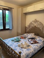 Villa-sleeps4-parking-garden-barbecue