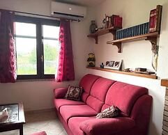 Villa-sleeps2-parking-garden-balcony-barbecue