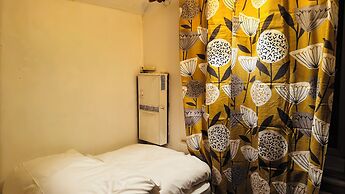 Spacious 4 Bedroom House in St Albans