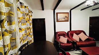 Spacious 4 Bedroom House in St Albans