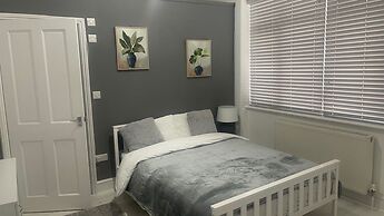 Bed & Breakfast - 2 Double Rooms With Ensuites