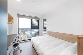 Student Only Canvas Arundel House