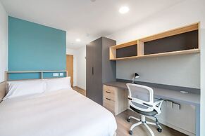 Student Only Canvas Arundel House