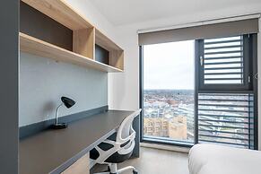 Student Only Canvas Arundel House